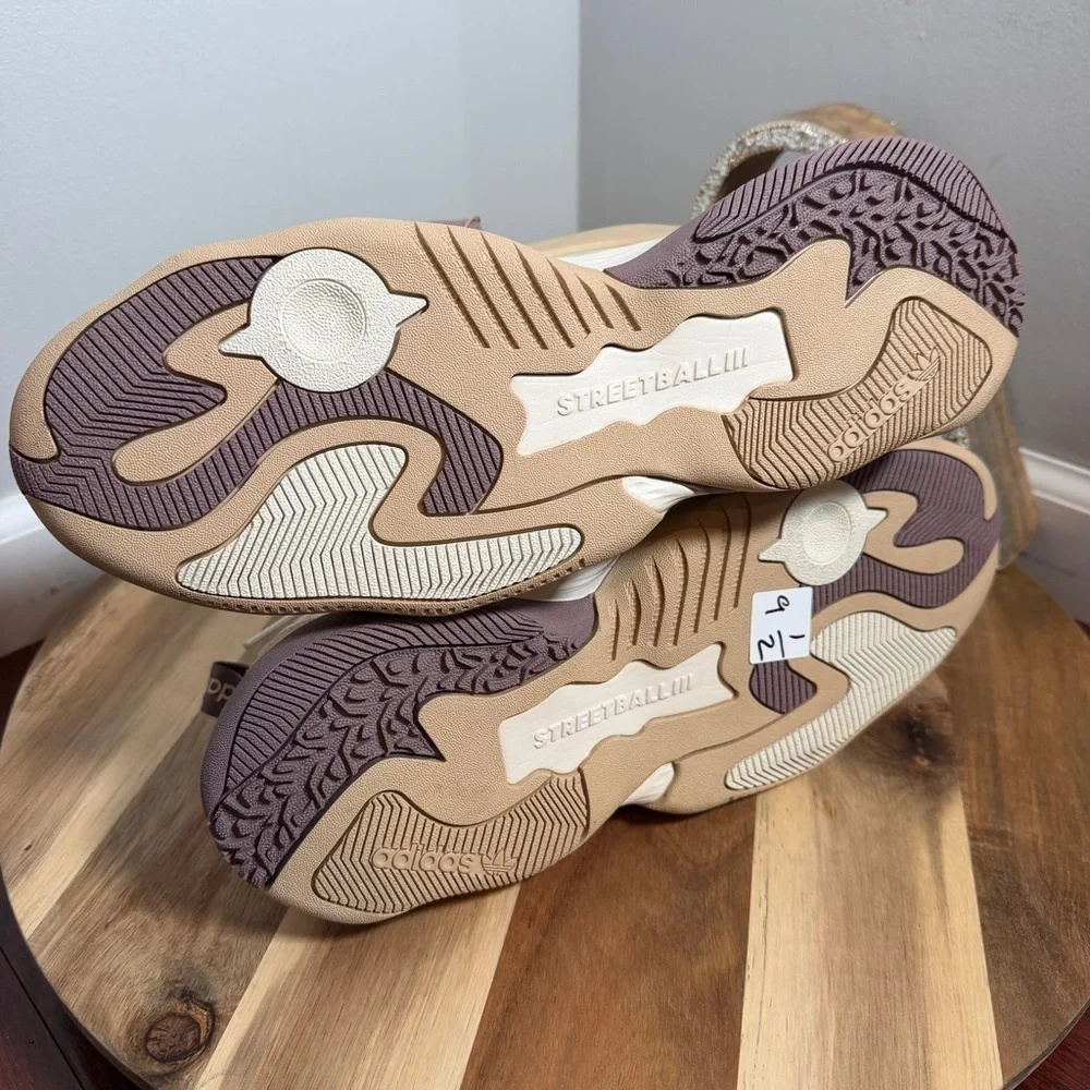 Adidas Originals Mens Streetball III 3 Basketball Shoes 9.5 Magic Beige FZ5815